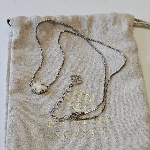 Kendra Scott Jewelry - Kendra‎ Scott Silver and White Drusy Pendant Necklace
